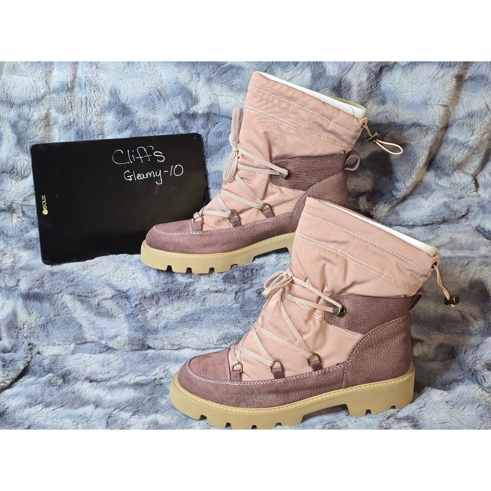 NWB Cliffs by White Mountain Gleamy Lace Up Winte Boots 10 Lavender